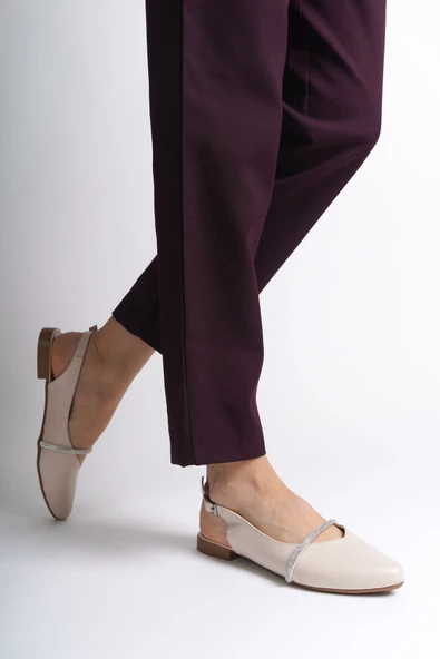 ALLISON Tokalı Ortopedik Rahat Taban Taş Detaylı Kadın Babet Ayakkabı KT Krem - 2