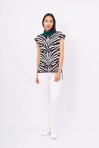 Peraluna ZEBRA BLOUSE Balıkçı Yaka Zebra Desenli Kadın Bluz - Siyah/Beyaz