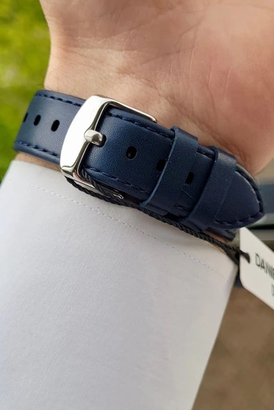 Daniel Klein DKISTE1174 Kasası Gümüş Kordonu ve Kadranı Lacivert Renk Hediye Paketli Takvimli Erkek Kol Saati - Resim 5