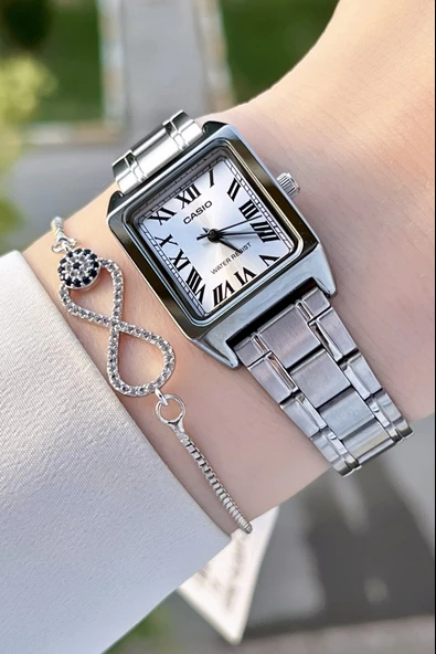Casio CSISTE44 Kadranı ve Kordonu Gümüş Renk Hediye Paketli Kadın Kol Saati