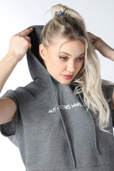 Kadın Baskılı Kapüşonlu Crop Sweat K.gri - 6