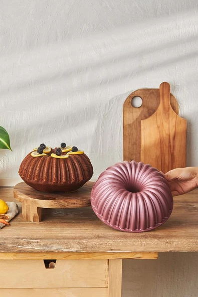 Cake Pro Dilimli Pembe Döküm Kek Kalıbı - 7