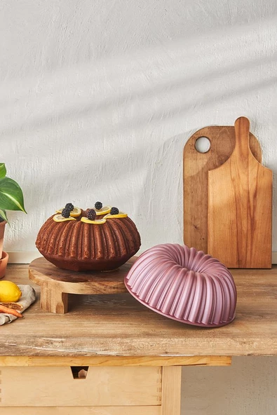 Cake Pro Dilimli Pembe Döküm Kek Kalıbı - 2