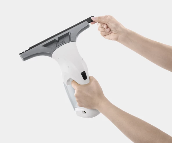 Karcher WV 1 Plus Şarjlı Cam ve Yüzey Temizleme Makinesi - 2