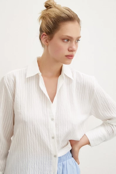 Çizgi Desenli Gömlek Beyaz - Resim 3