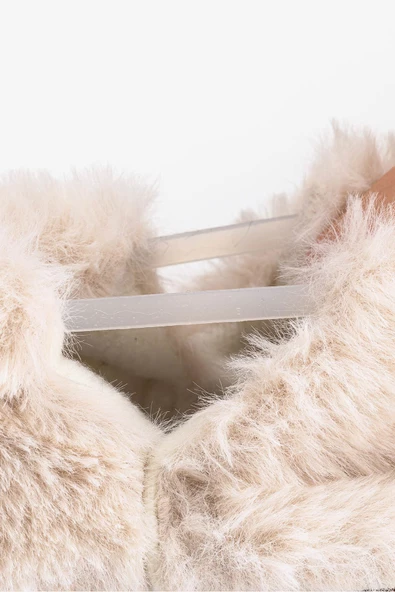 Hopfrög Kids Furry Furry Kırık Beyaz Kürk Barefoot Patik - 8