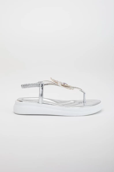 Kelebek Taş Figürlü Cilt Gümüş Kadın Düz Taban Parmak Arası Sandalet - Resim 3