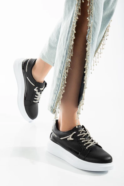 Balon Taban Cilt Rugan Taş Bağcıklı Siyah beyaz Kadın Spor Ayakkabı - Resim 2