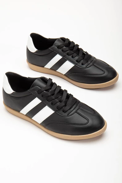 İnce Taban İki Renk Futsal Siyah Kadın Spor Ayakkabı ürün görseli