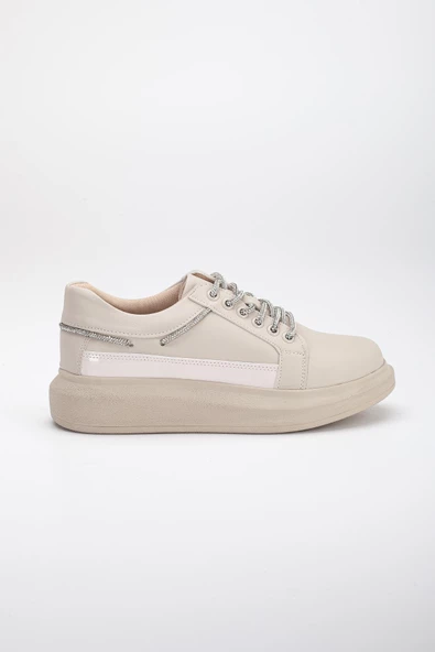 Balon Taban Cilt Rugan Taş Bağcıklı Nude Kadın Spor Ayakkabı - Resim 3