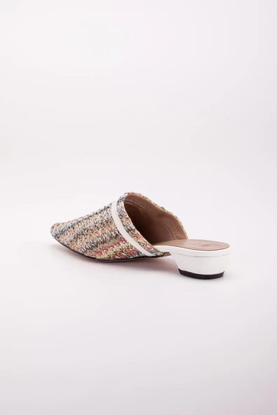 Yeni Hasır Malzeme Önü Kapalı Beyaz Kadın Kısa Topuklu Terlik - Resim 5