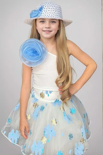 Kız Çocuk Tek Omuzlu Gül Detaylı Bluz ve Jakar Desenli Mavi Etekli Takım ürün görseli