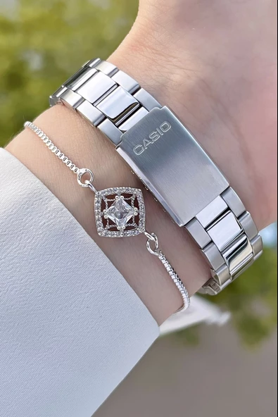 Casio CSISTE61 Rakamları ve Kordonu Gümüş Renk Hediye Paketli Kadın Kol Saati - Resim 5