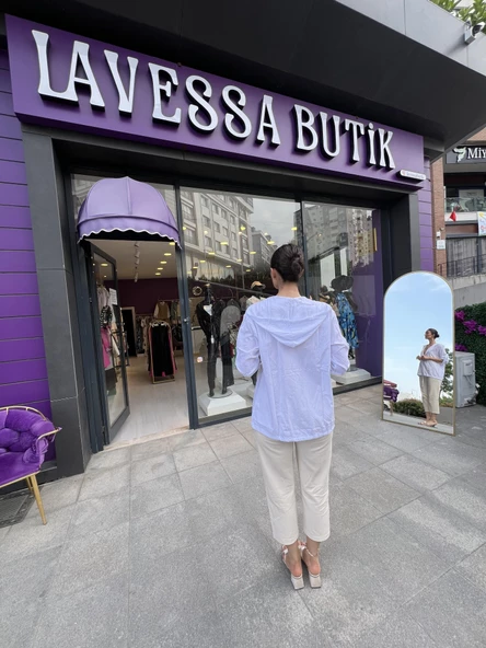 BASKILI YAZI DETAYLI KAPÜŞONLU PAMUK CEKET - BEYAZ - 2