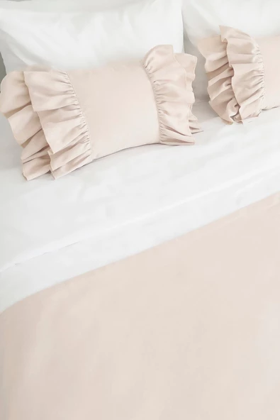 Yatak Runner & İç Dolgulu Kırlent Seti Çift Kişilik Fırfırlı Krem - 5