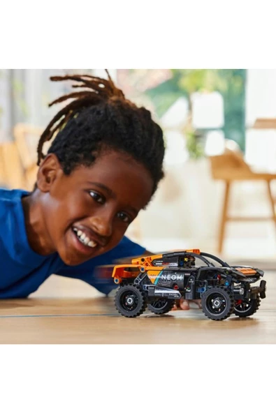 LEGO ® Technic NEOM McLaren Extreme E Race Car 42166 -  Yaratıcı Oyuncak Model Yapım Seti (252 Parça) - 7