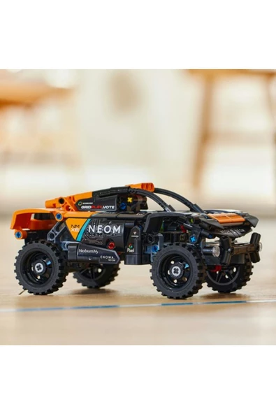 LEGO ® Technic NEOM McLaren Extreme E Race Car 42166 -  Yaratıcı Oyuncak Model Yapım Seti (252 Parça) - 5