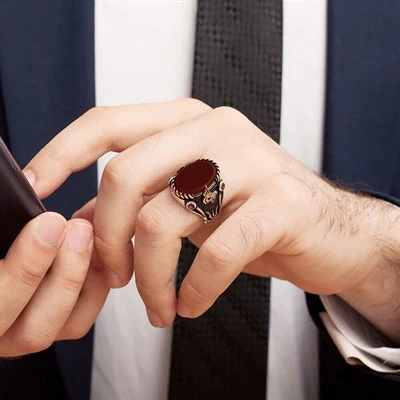 Akik Kırmızı Taşlı Tuğra Desenli 925 Gümüş Erkek Yüzük - 11