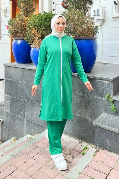 Bisiklet Yaka Fermuarlı Uzun Tunik Sade Basic Spor Takımı - 03044.111 - Beneton Yeşil ürün görseli