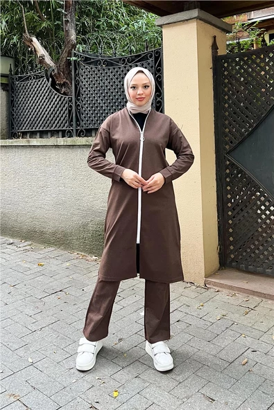 Bisiklet Yaka Fermuarlı Uzun Tunik Sade Basic Spor Takımı - 03044.028 - Kahverengi - Resim 2