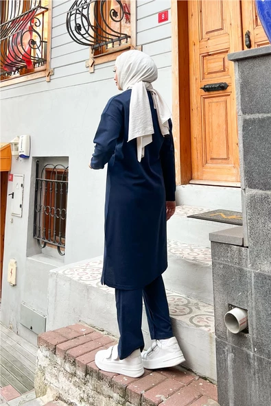 Bisiklet Yaka Fermuarlı Uzun Tunik Sade Basic Spor Takımı - 03044.015 - Lacivert - 5