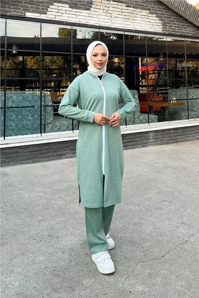 Bisiklet Yaka Fermuarlı Uzun Tunik Sade Basic Spor Takımı - 03044.100 - Çağla Yeşili ürün görseli