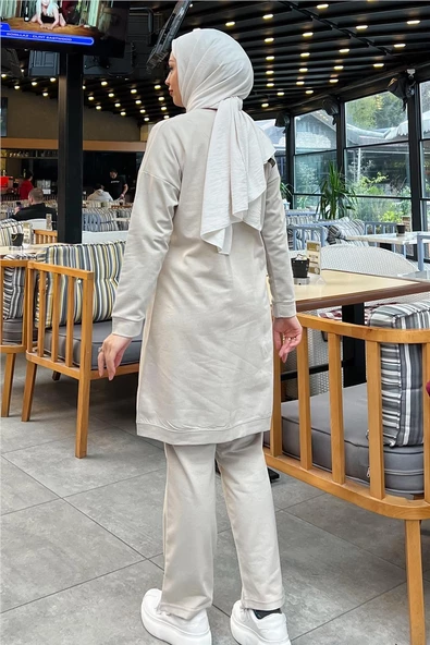 Düğmeli V Yakalı Sade Basic Eşofman Spor İkili Takım - 03051.027 - Ekru - Resim 4