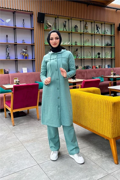 Kapşonlu Düğmeli Sade Basic Uzun Tunik ve Pantolon İkili Spor Takım - 03072.100 - Çağla Yeşili