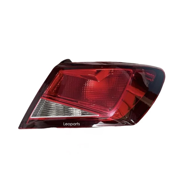 LEOPARTS Seat Leon Stop Lambası Dış Sağ (Ledsiz) 2013-2016 5F0945096D