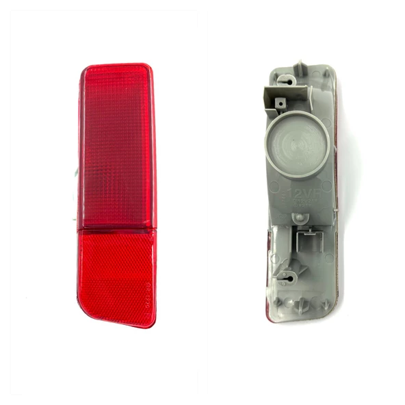 LEOPARTS Outlander Arka Tampon Reflektörü Sağ 2001-2006 MN133870