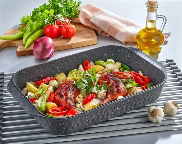 EDA COOKWARE DÖKÜM DİKDÖRTGEN ÇOK AMAÇLI TEPSİ 34 CM SİYAH ZK-915