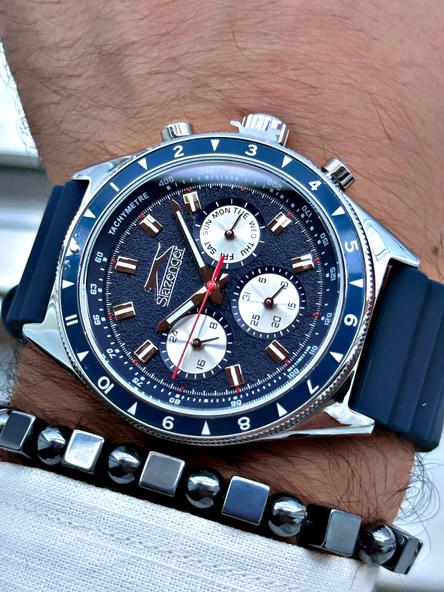 Slazenger SL.09.2247.2.02 Silikon Kordon Erkek Kol Saati - Resim 4