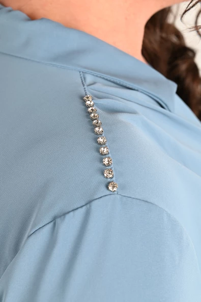 Kadın Büyük Beden Omuz Taş Detaylı Gömlek 1687-24 - 4