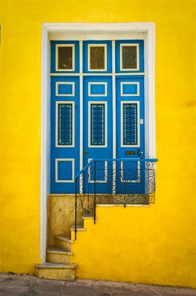 Sarı Evin Mavi Kapısı - Kanvas Tablo - Resim 2