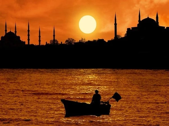 İstanbul'da Akşam Güneşi - Kanvas Tablo