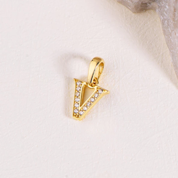 14 Ayar Altın V Harfi Taşlı Kolye Ucu 0,44 gr - Resim 2
