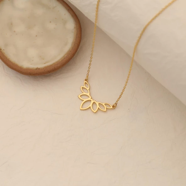 14 Ayar Altın Mikron Kaplama Lotus Çiçeği Gümüş Kolye - CN00257 - Resim 4
