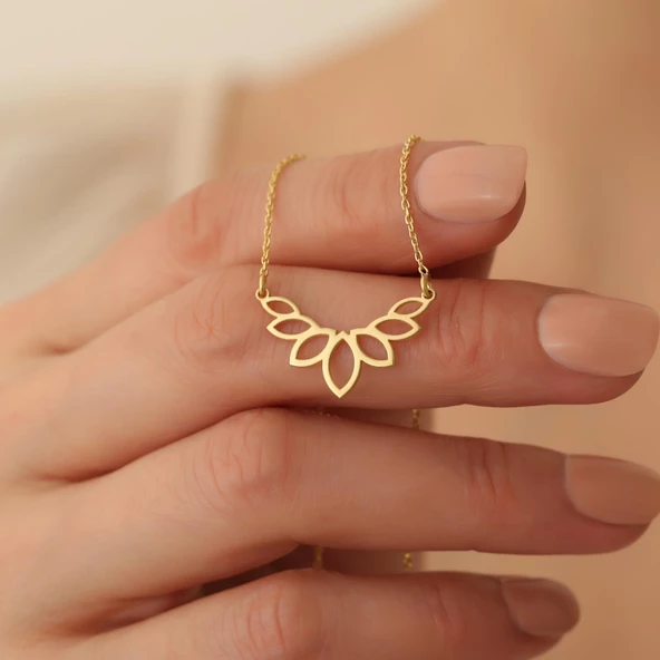 14 Ayar Altın Mikron Kaplama Lotus Çiçeği Gümüş Kolye - CN00257 ürün görseli 1