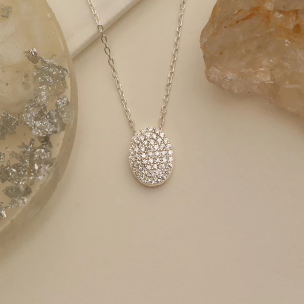 925 Ayar Gümüş Işıltılı Beyaz Taşlı Oval Kolye - CNS00162 - Resim 2