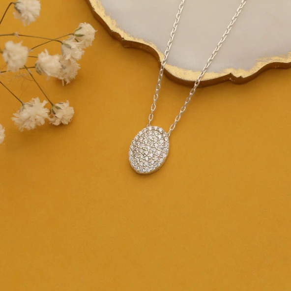 925 Ayar Gümüş Işıltılı Beyaz Taşlı Oval Kolye - CNS00162 - Resim 4