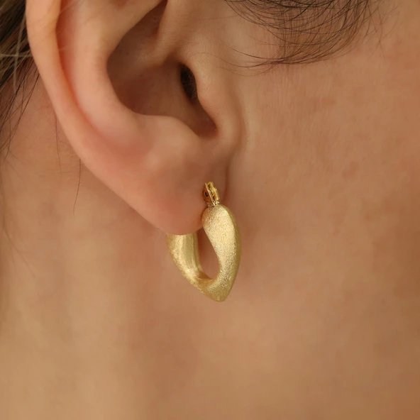 925 Ayar Gümüş Mat Simli Kalp Küpe - ES00132 - Resim 2