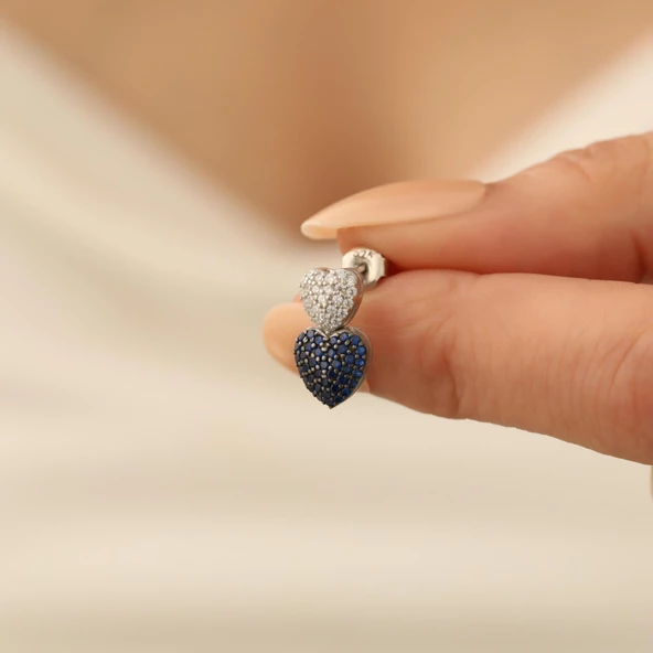 925 Ayar Gümüş Lacivert & Beyaz Taşlı Kalpli Çivi Küpe - ES00137 - Resim 5