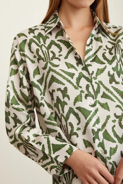 V Yaka Desenli Saten Gömlek Haki - Resim 3