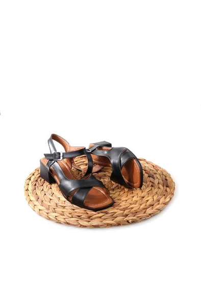 Papuçcity Frzn 02879 4,5 Cm Kadın Topuklu Sandalet - 2