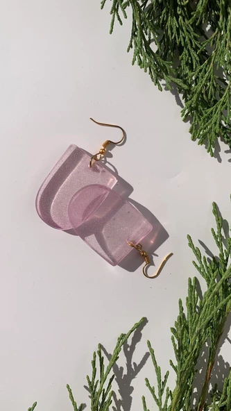 Transparan Lila Eflatun Renkli Gold Aksesuarlı Oval Çerçeve Şekil Epoksi Küpe El Yapımı Hediyelik - Resim 3