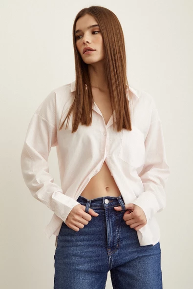 Çizgili Gömlek Pudra ürün görseli