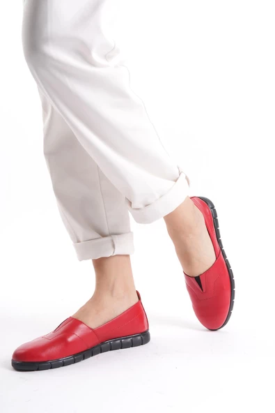 Kadın Hakiki Deri Önü Lastik Detaylı Rahat Esnek Taban Günlük Ayakkabı - Resim 11