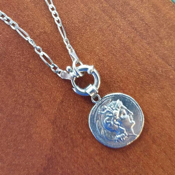 925 Ayar Gümüş Büyük Madalyon Kolye ürün görseli 1