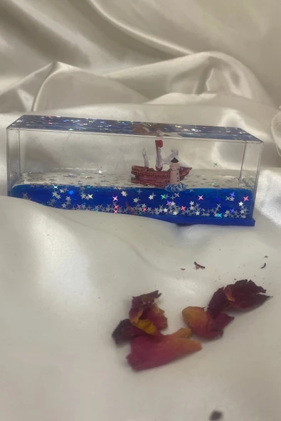 Batmayan Gemi Korsan Simli Akvaryum İçinde Lüks Hediyelik 14x5x4 cm ürün görseli