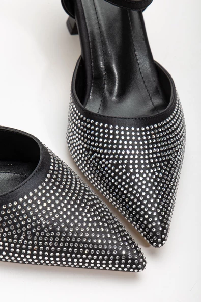 Sinda Siyah Saten Taş Detaylı İnce Topuklu Kadın Ayakkabı - Resim 3